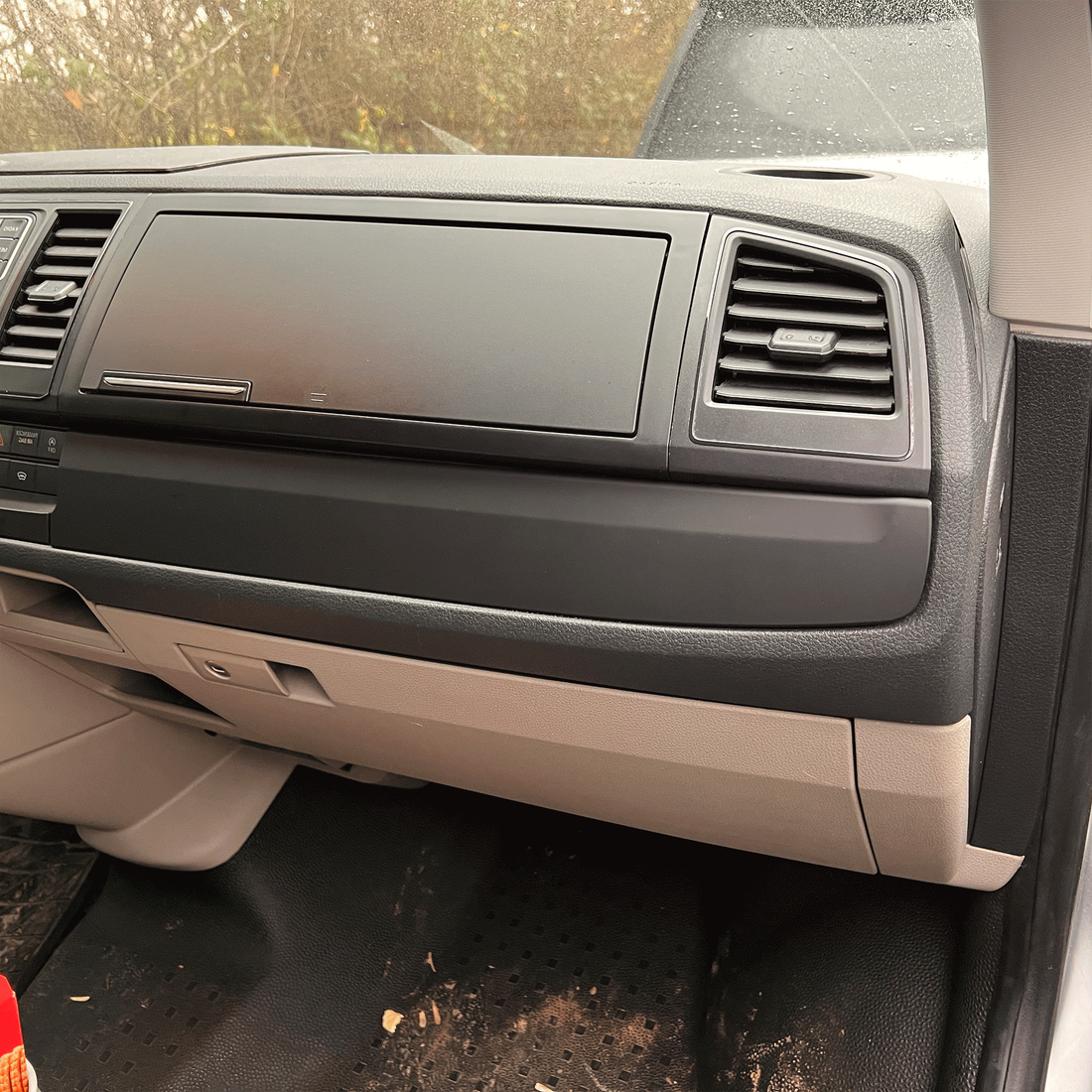 For VW T6 Lower Dash Styling Trims Comfort Dash LHD Matte Black