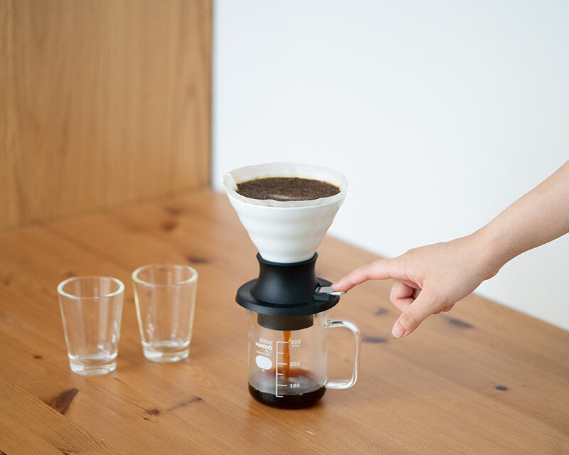 Hario Ceramic Immersion Switch V60-02 – Precision Immersion & Pour-Over Brewer